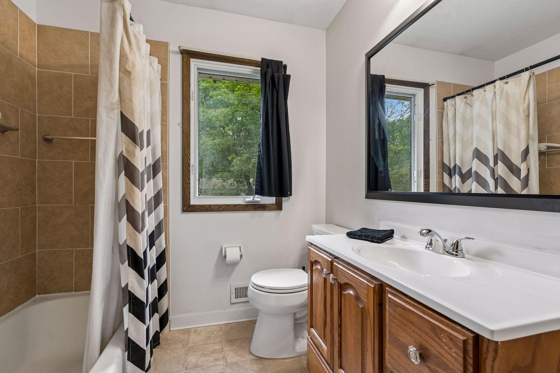 View of Residential at 10650 105th Avenue, Maple Grove MN 55369, Maple Grove (13 of 42) - Mike Wilen | Minnesota Team Real Estate