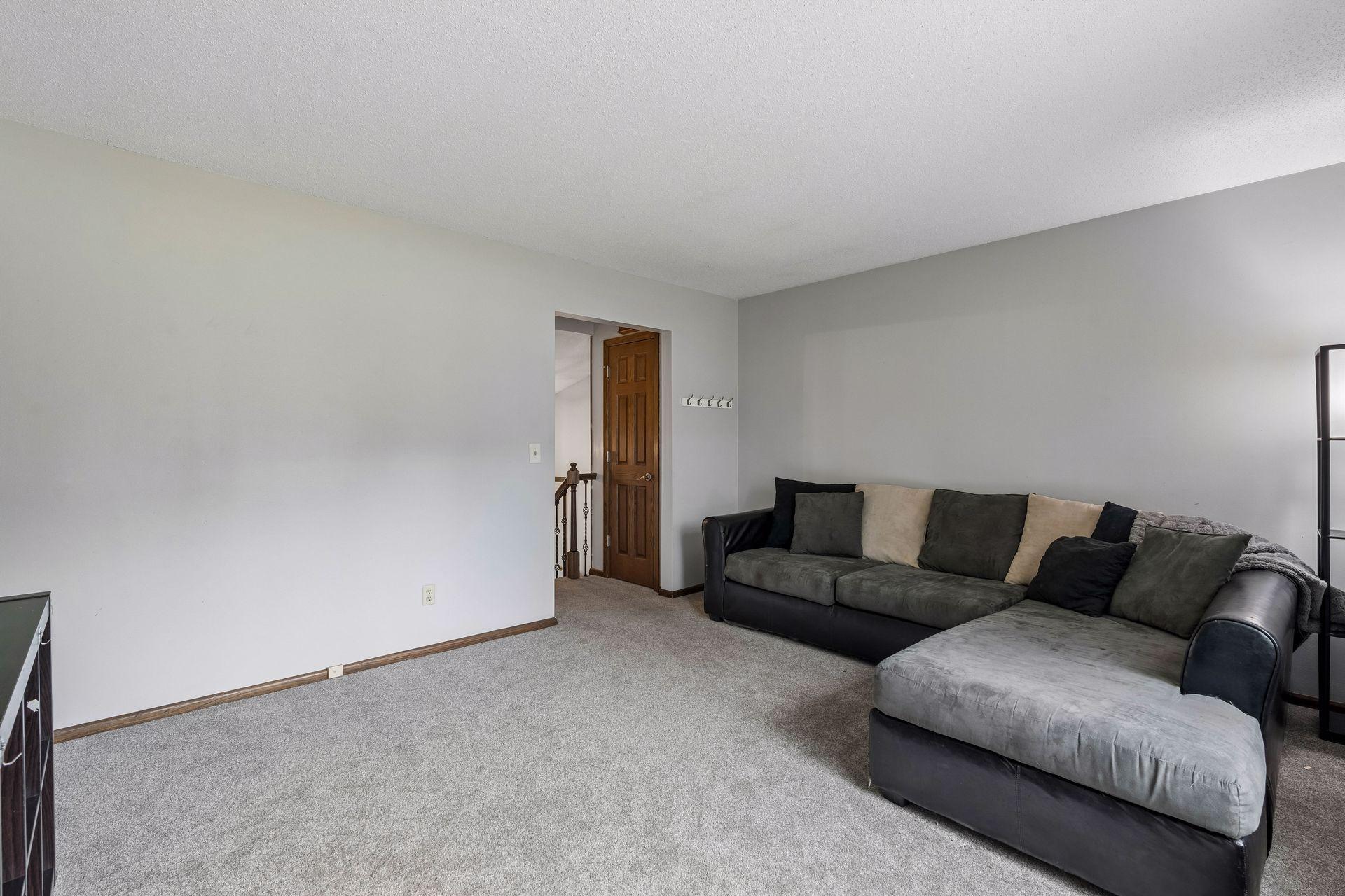 View of Residential at 10650 105th Avenue, Maple Grove MN 55369, Maple Grove (10 of 42) - Mike Wilen | Minnesota Team Real Estate
