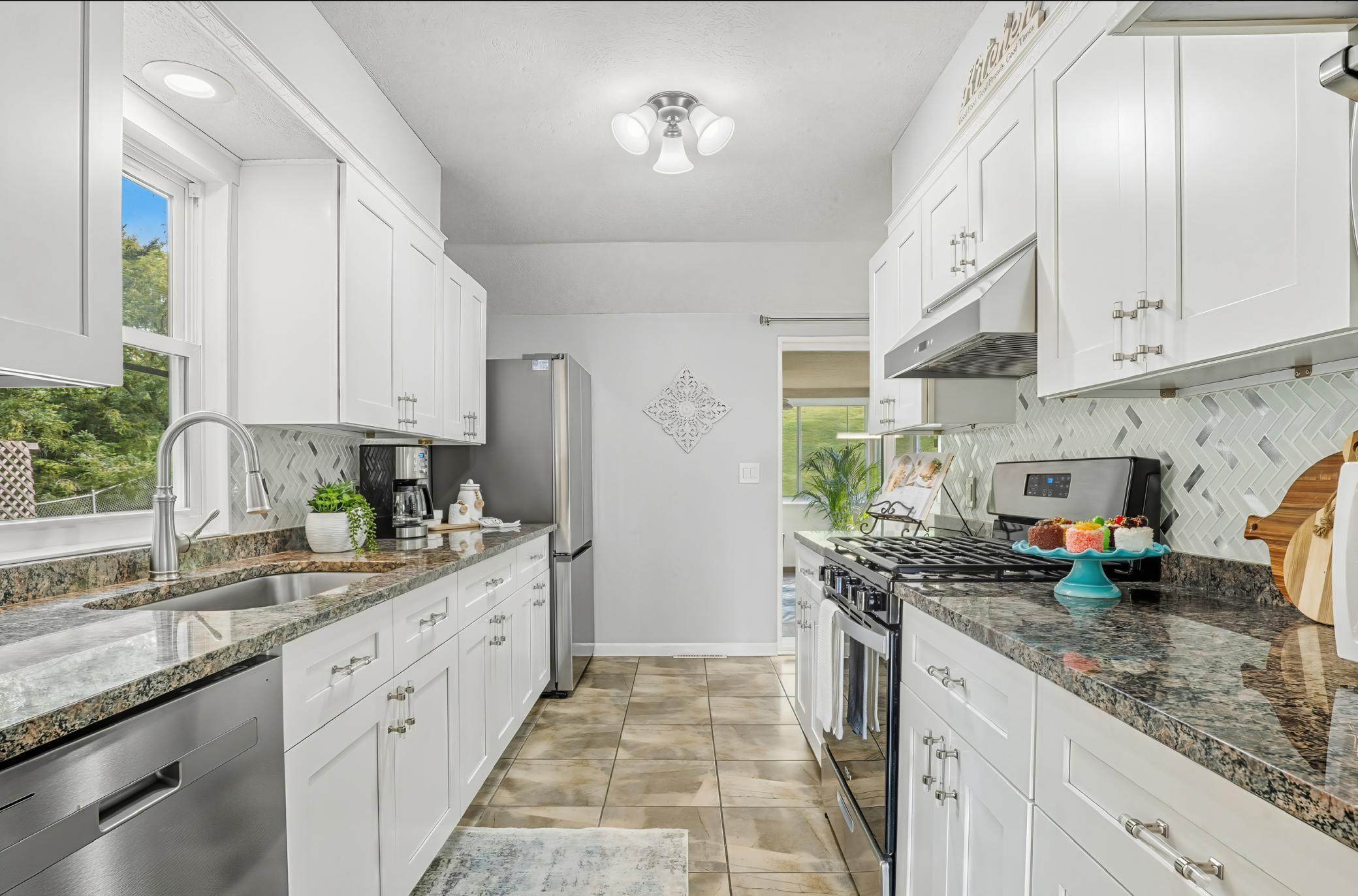 View of Residential at 2575 Quebec Avenue, Saint Louis Park MN 55426, Saint Louis Park - Mike Wilen | Minnesota Team Real Estate