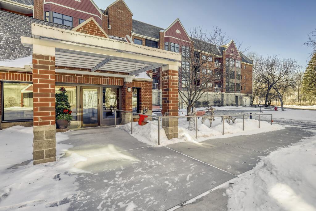 View of Residential at 500 County Road B #202, Roseville MN 55113, Roseville - Mike Wilen | Minnesota Team Real Estate