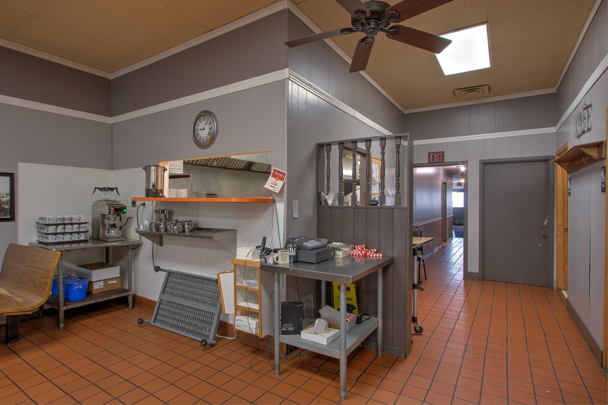 View of Commercial Sale at 118 Main Street, Cambridge MN 55008, Cambridge (12 of 29) - Mike Wilen | Minnesota Team Real Estate
