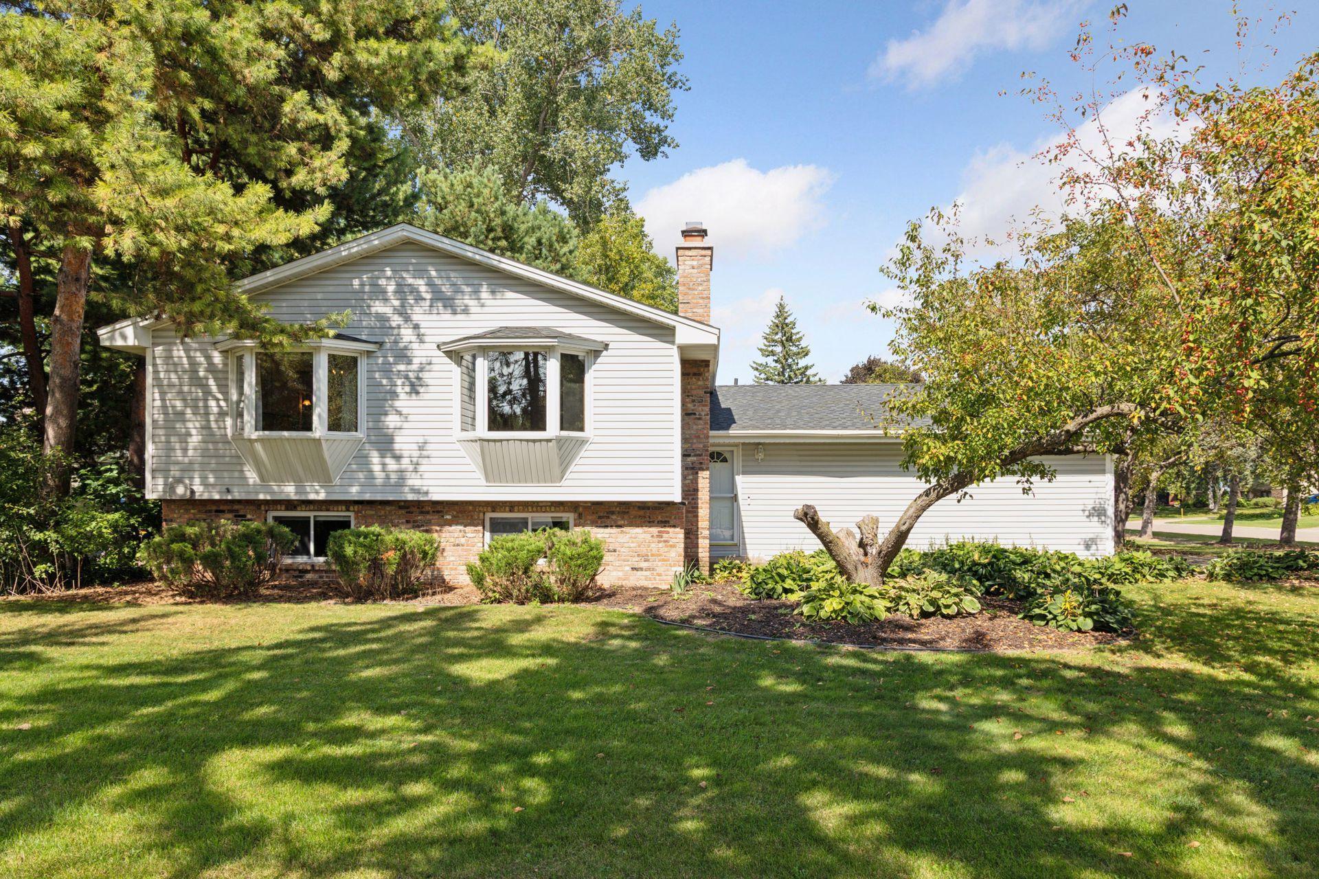 View of Residential at 10410 32nd Avenue, Plymouth MN 55441, Plymouth - Mike Wilen | Minnesota Team Real Estate