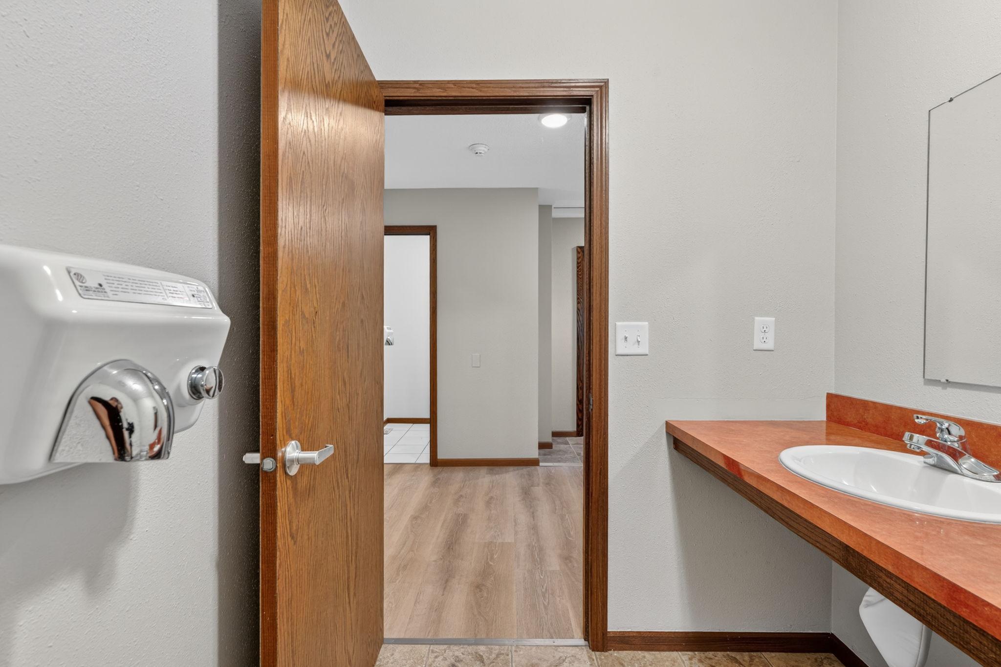 View of Commercial Sale at 407 Vermillion Street, Hastings MN 55033, Hastings (24 of 38) - Mike Wilen | Minnesota Team Real Estate