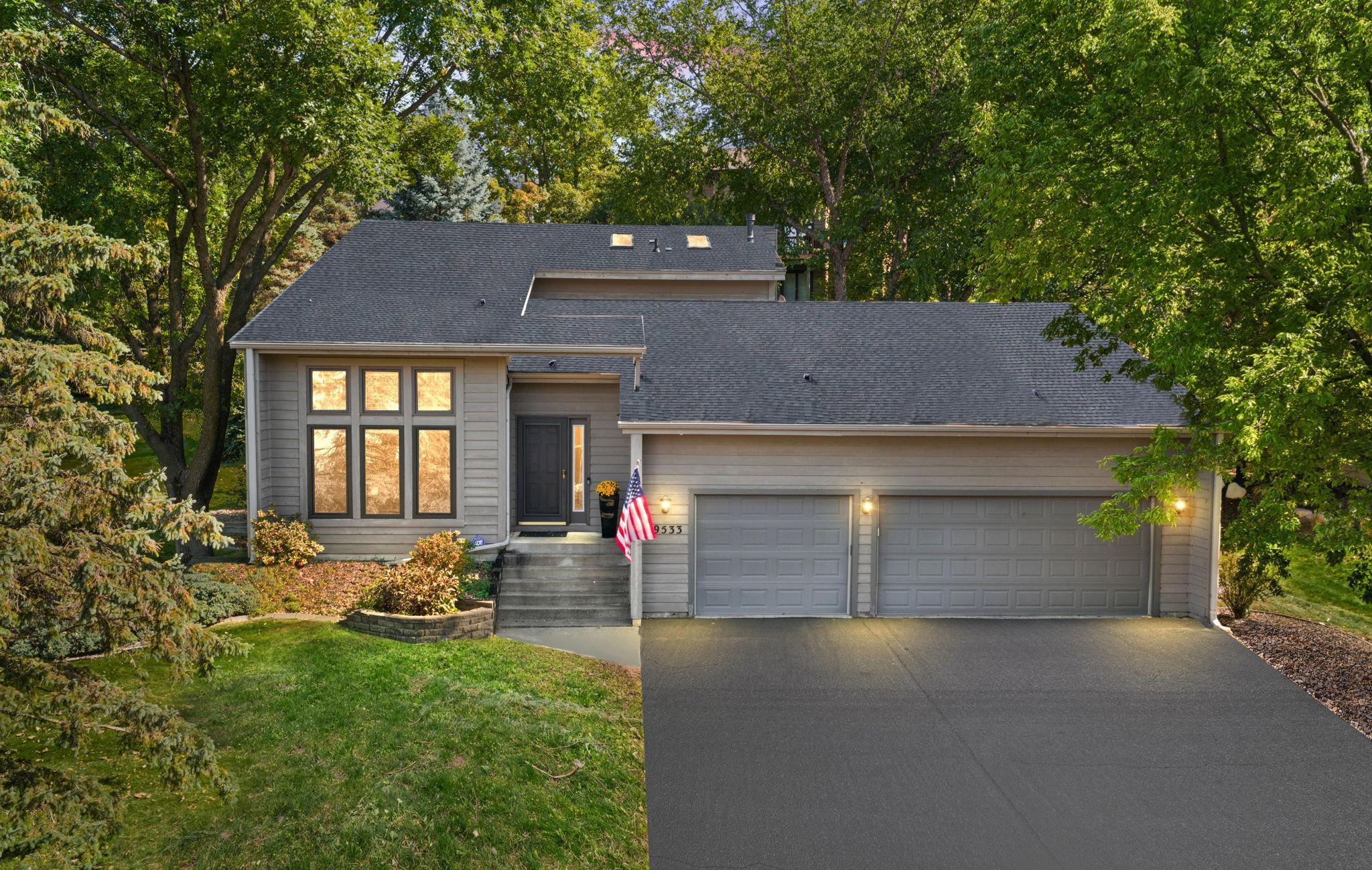 View of Residential at 9533 Yukon Avenue, Bloomington MN 55438, Bloomington - Mike Wilen | Minnesota Team Real Estate
