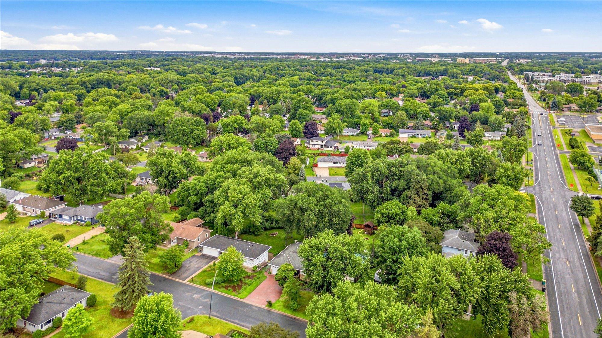 View of Residential at 8710 60th Avenue, New Hope MN 55428, New Hope (65 of 75) - Mike Wilen | Minnesota Team Real Estate
