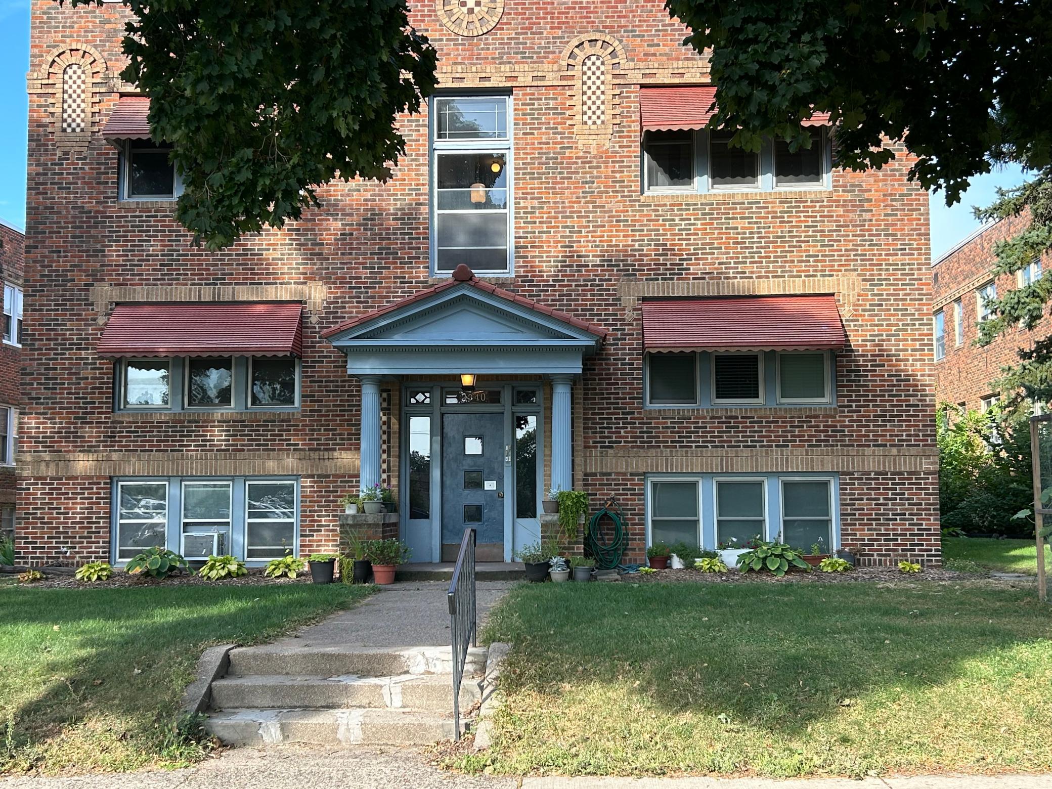 View of (CC) Low Rise (3- Levels) at 3340 Blaisdell Avenue, Minneapolis - Mike Wilen | Minnesota Team Real Estate