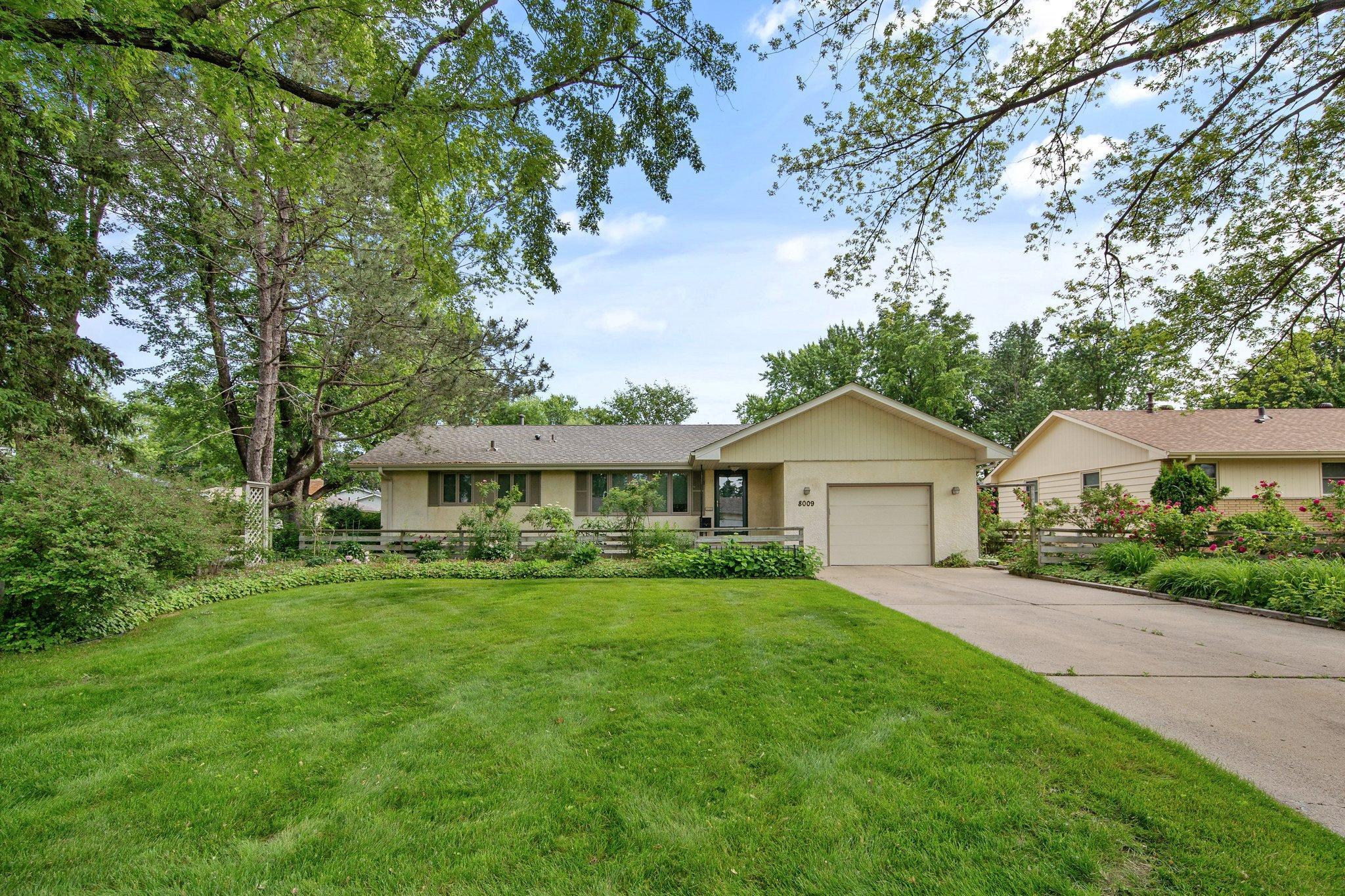 View of Residential at 8009 40th Avenue, New Hope MN 55427, New Hope - Mike Wilen | Minnesota Team Real Estate