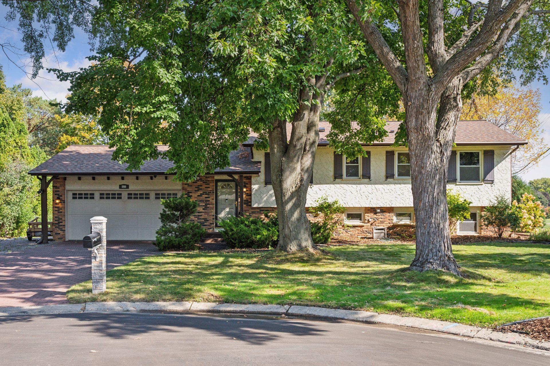 View of Residential at 8900 29th Avenue, New Hope MN 55427, New Hope - Mike Wilen | Minnesota Team Real Estate