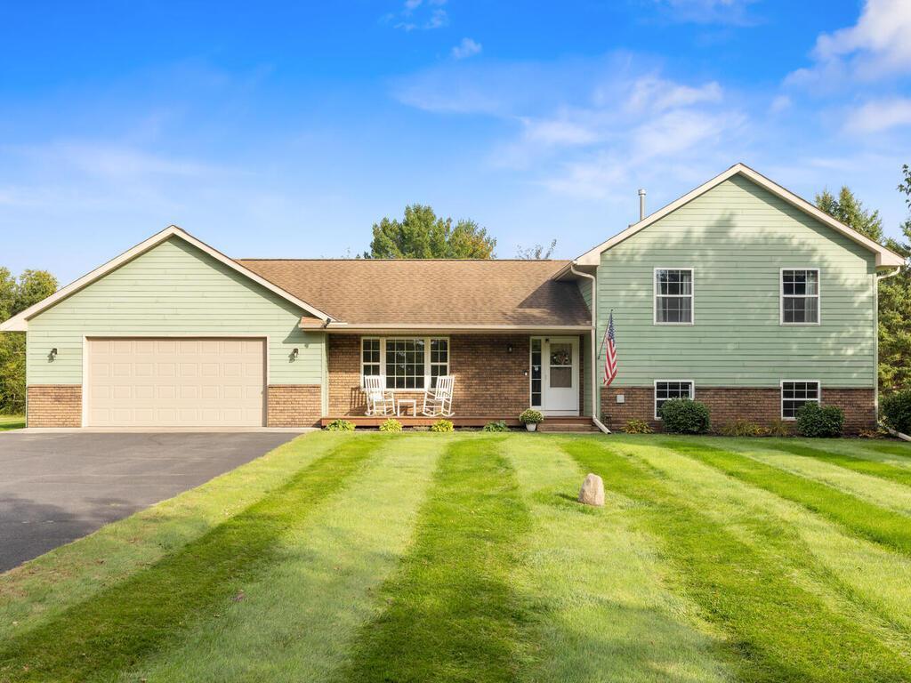 View of Residential at 24857 Kettle River Boulevard, Forest Lake MN 55025, Forest Lake - Mike Wilen | Minnesota Team Real Estate