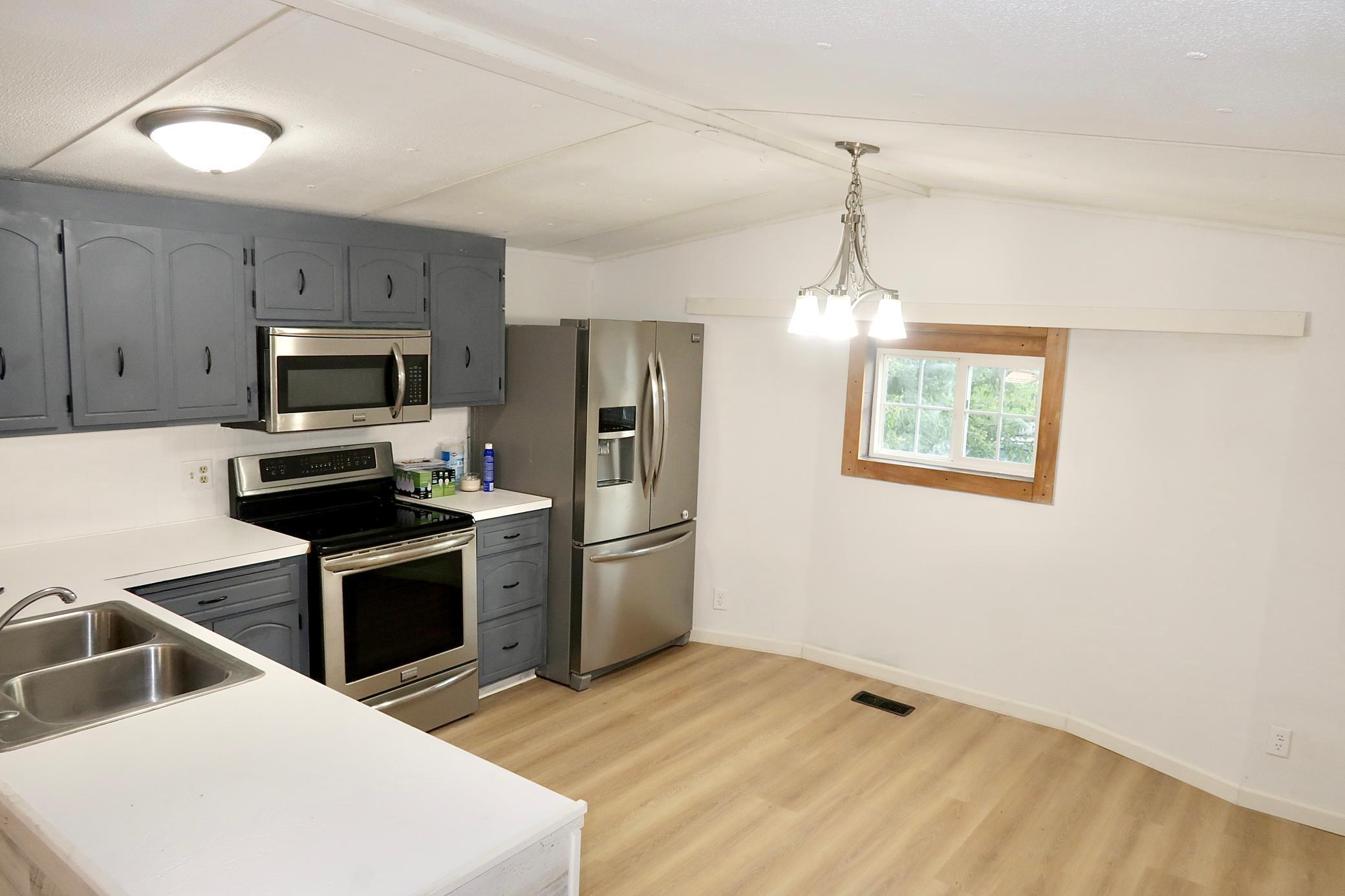 View of Residential at 17373 North Creek Dr, Lakeville MN 55024, Lakeville - Mike Wilen | Minnesota Team Real Estate