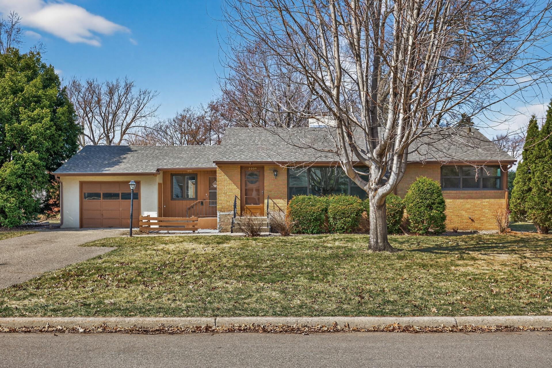 View of Residential at 2009 Wheeler Street, Roseville MN 55113, Roseville - Mike Wilen | Minnesota Team Real Estate