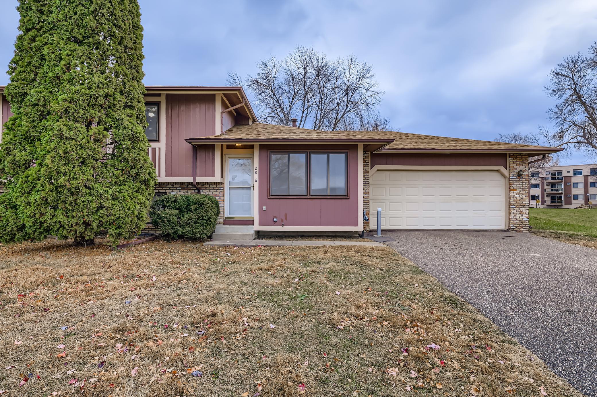 View of Residential at 2816 Hillsboro Avenue, New Hope MN 55427, New Hope - Mike Wilen | Minnesota Team Real Estate