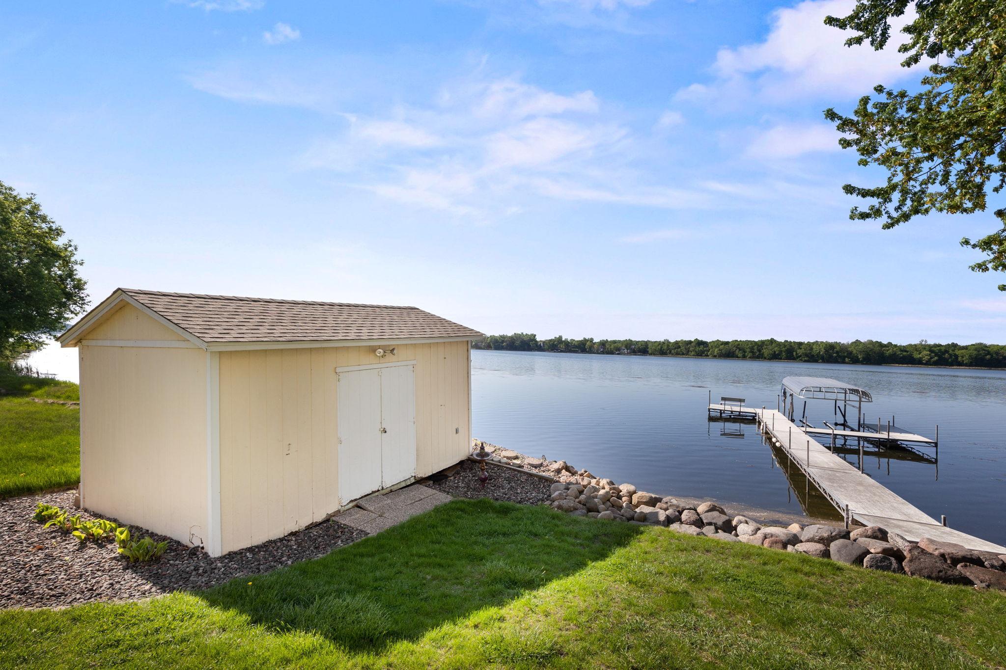 View of Residential at 6825 Shore Drive, Greenfield MN 55373, Greenfield (26 of 35) - Mike Wilen | Minnesota Team Real Estate
