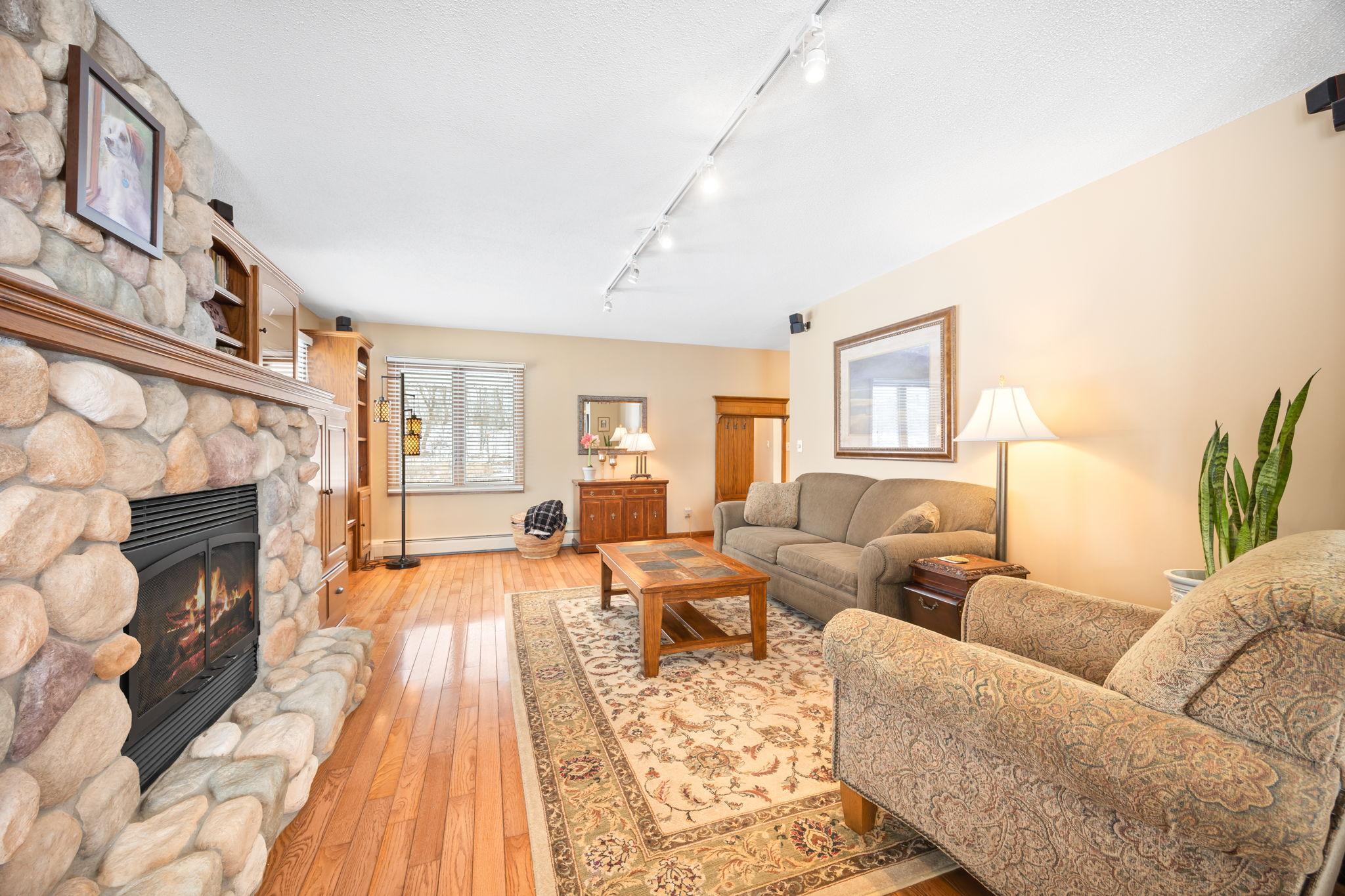 View of Residential at 6825 Shore Drive, Greenfield MN 55373, Greenfield (9 of 35) - Mike Wilen | Minnesota Team Real Estate
