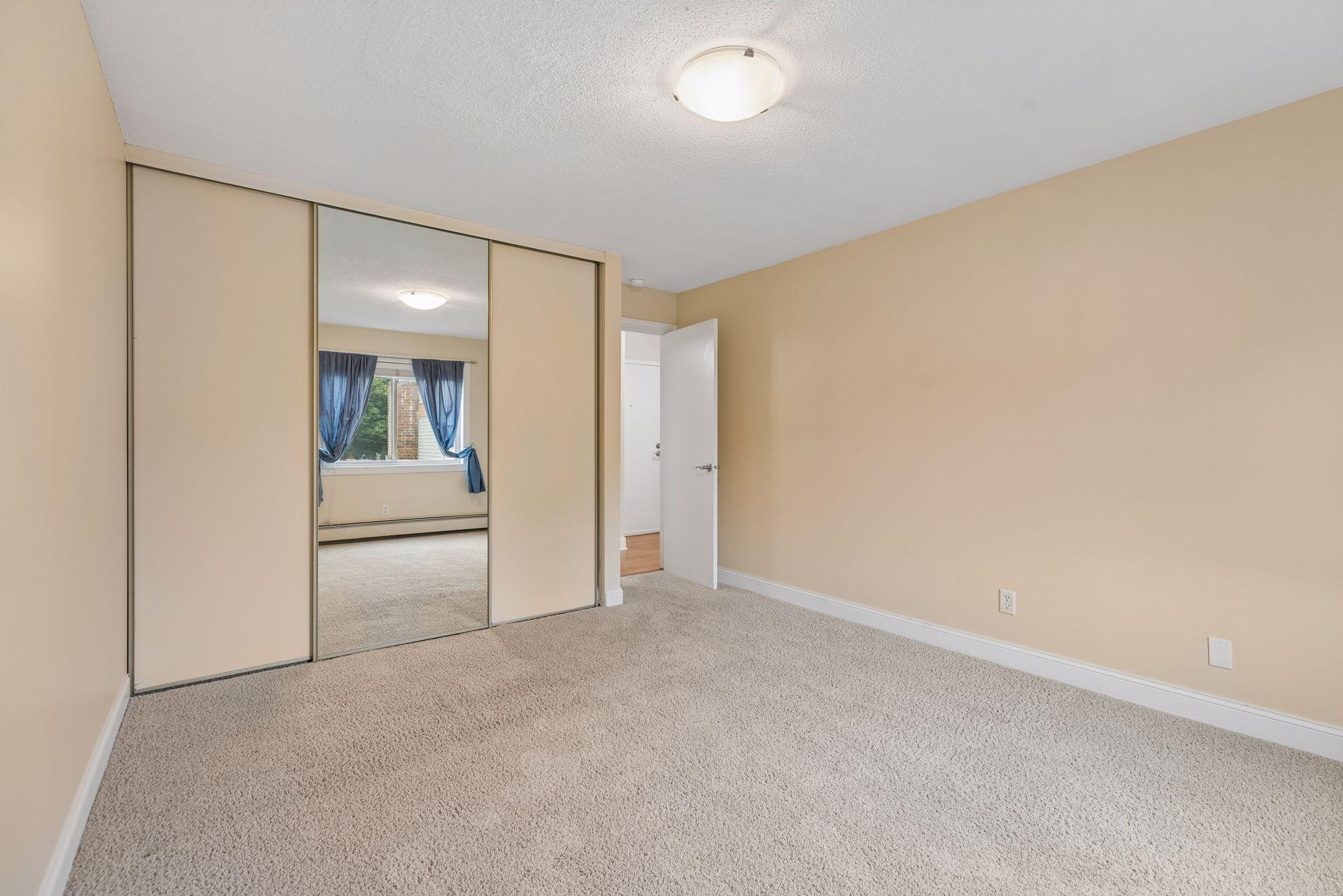 View of Residential at 3540 Hennepin Avenue #316, Minneapolis MN 55408, Minneapolis (7 of 11) - Mike Wilen | Minnesota Team Real Estate