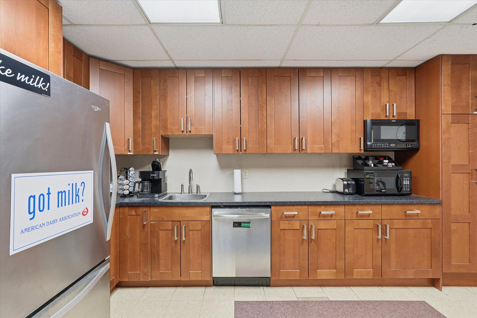 View of Commercial Sale at 2015 Rice Street, Roseville MN 55113, Roseville (27 of 41) - Mike Wilen | Minnesota Team Real Estate