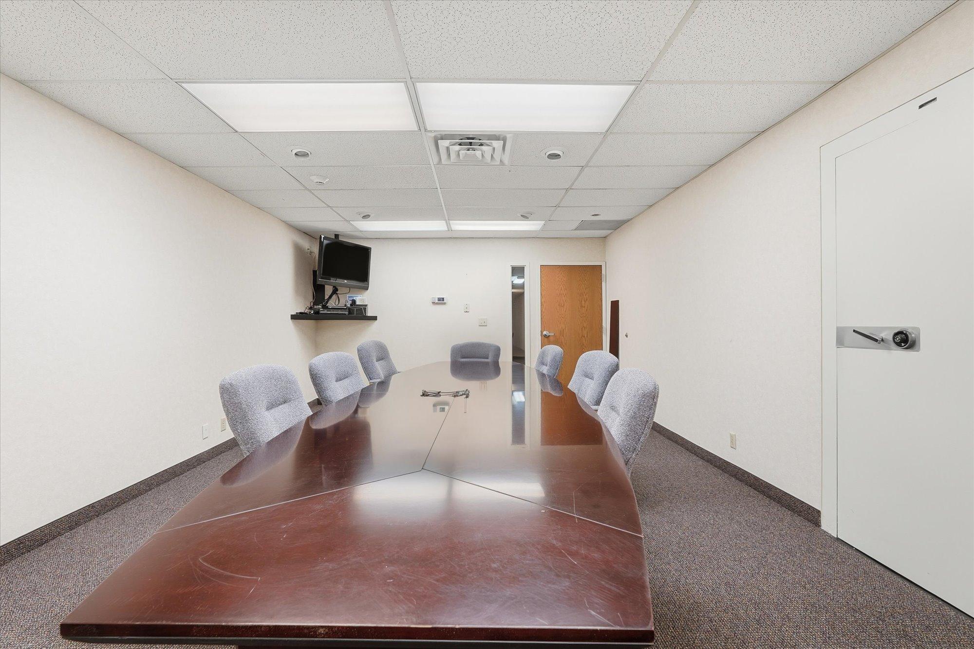 View of Commercial Sale at 2015 Rice Street, Roseville MN 55113, Roseville (22 of 41) - Mike Wilen | Minnesota Team Real Estate