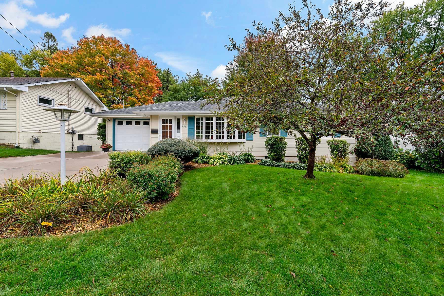 View of Residential at 2908 32nd Avenue, Saint Anthony MN 55418, Saint Anthony - Mike Wilen | Minnesota Team Real Estate