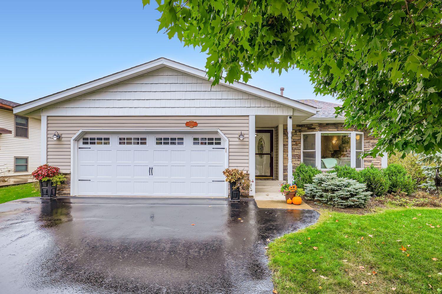 View of Residential at 2209 Henna Avenue, Oakdale MN 55128, Oakdale - Mike Wilen | Minnesota Team Real Estate