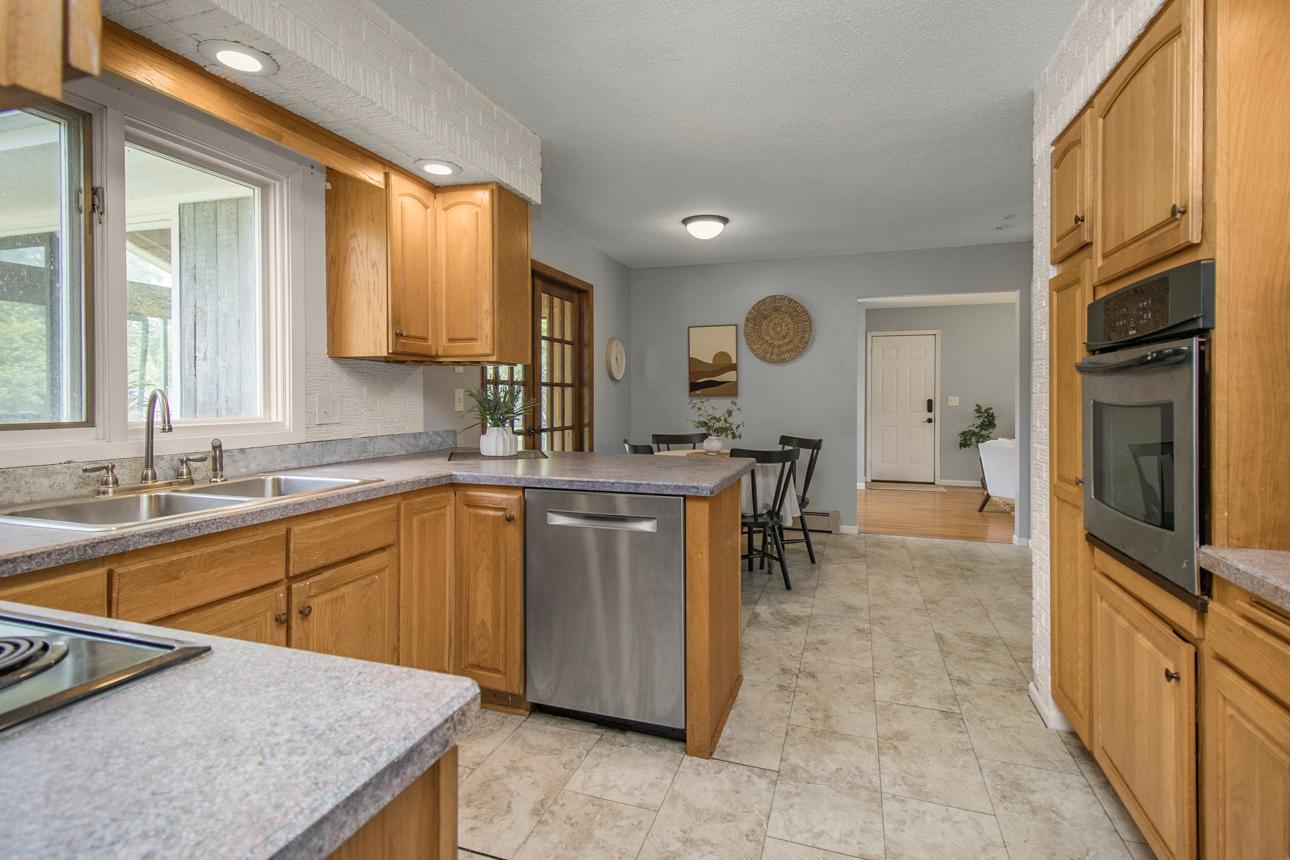 View of Residential at 3416 Clark Street, Burnsville MN 55337, Burnsville (11 of 36) - Mike Wilen | Minnesota Team Real Estate