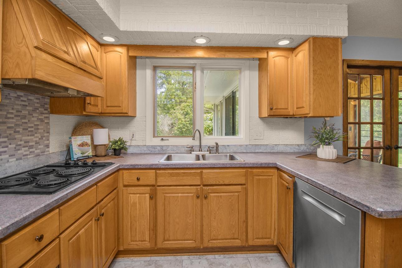 View of Residential at 3416 Clark Street, Burnsville MN 55337, Burnsville (8 of 36) - Mike Wilen | Minnesota Team Real Estate