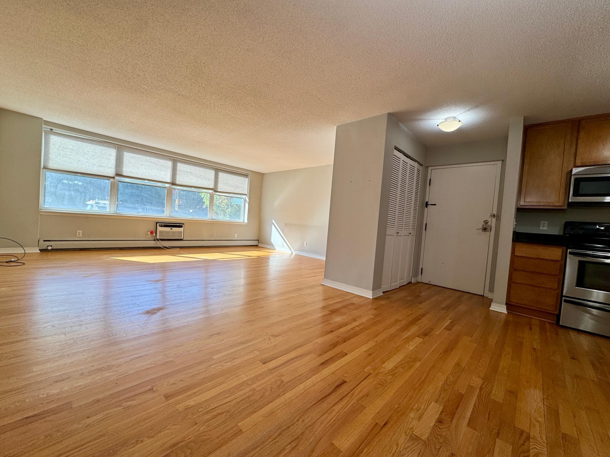 View of Residential at 3150 Excelsior Boulevard #211, Minneapolis MN 55416, Minneapolis (14 of 33) - Mike Wilen | Minnesota Team Real Estate