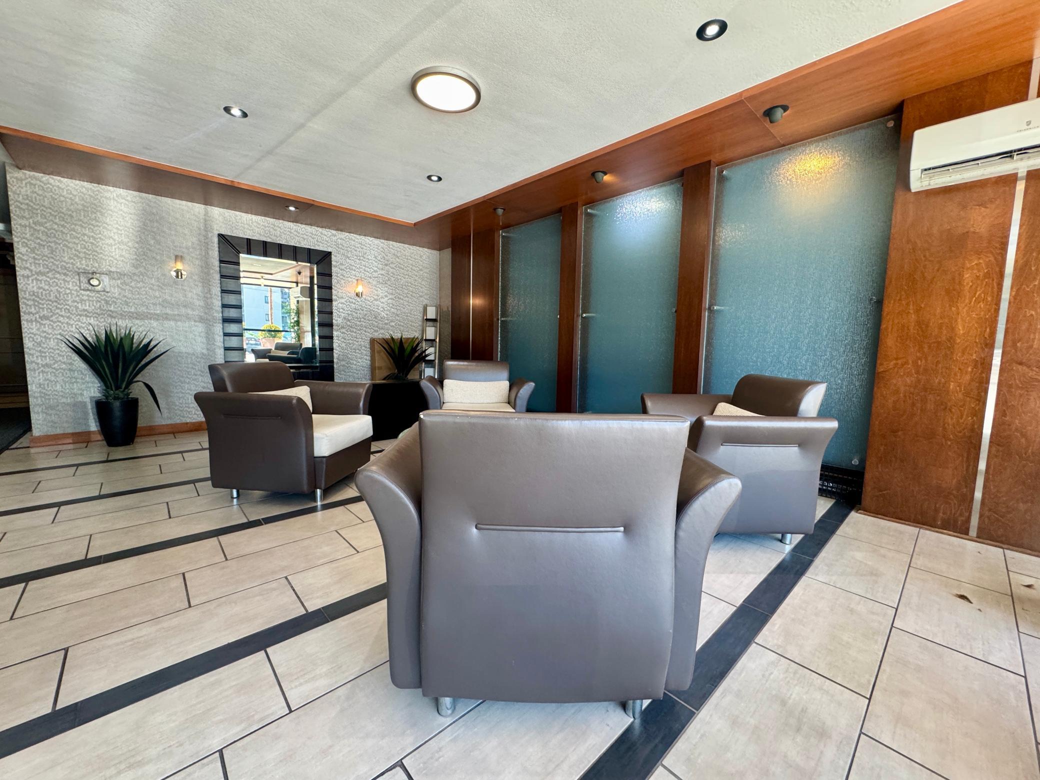 View of Residential at 3150 Excelsior Boulevard #211, Minneapolis MN 55416, Minneapolis (17 of 33) - Mike Wilen | Minnesota Team Real Estate