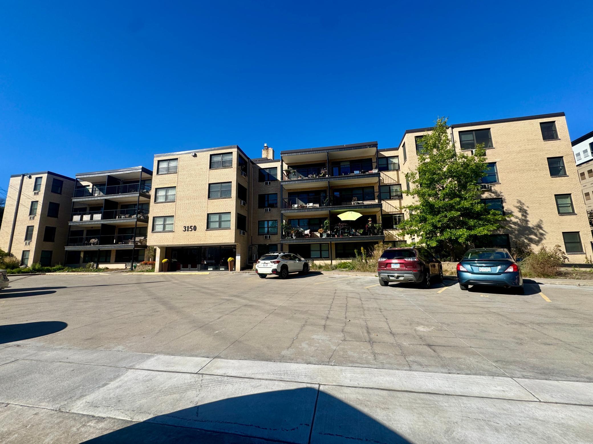 View of Residential at 3150 Excelsior Boulevard #211, Minneapolis MN 55416, Minneapolis (15 of 33) - Mike Wilen | Minnesota Team Real Estate