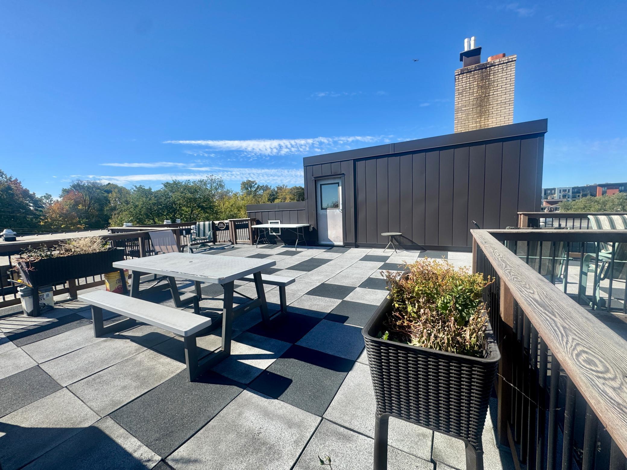 View of Residential at 3150 Excelsior Boulevard #211, Minneapolis MN 55416, Minneapolis (31 of 33) - Mike Wilen | Minnesota Team Real Estate