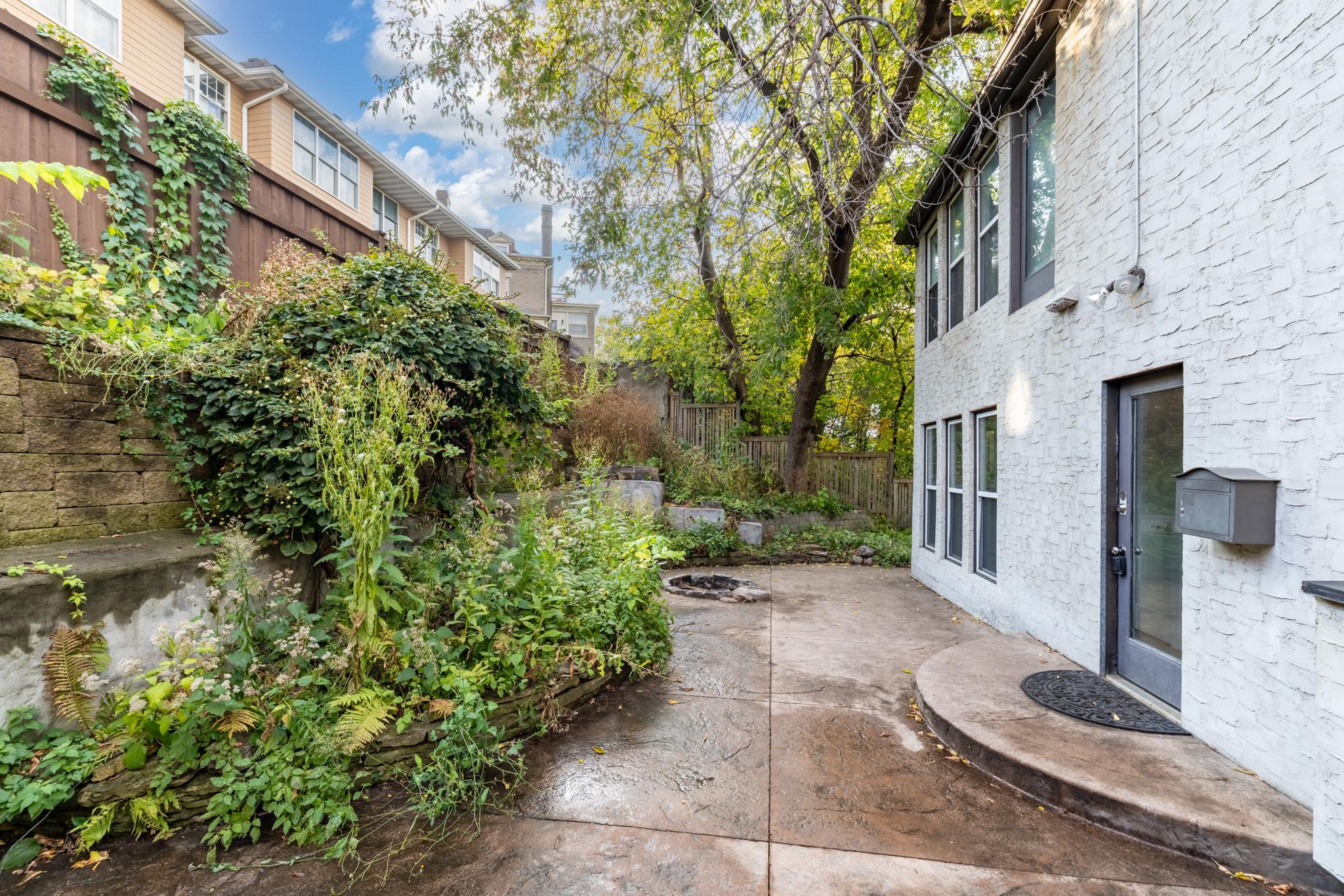 View of Commercial Sale at 233 Groveland Avenue, Minneapolis MN 55403, Minneapolis (9 of 35) - Mike Wilen | Minnesota Team Real Estate