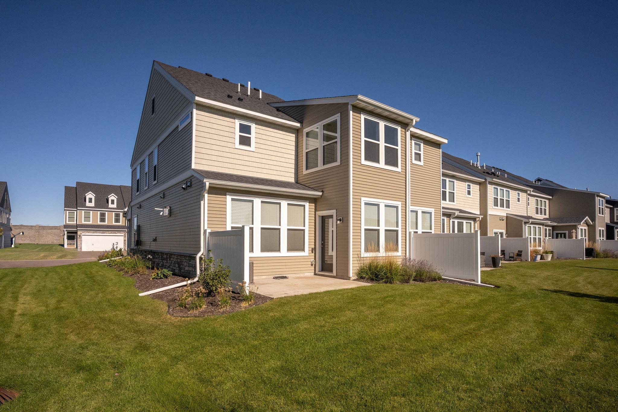 View of Residential at 5321 94th Lane, Brooklyn Park MN 55443, Brooklyn Park (6 of 22) - Mike Wilen | Minnesota Team Real Estate