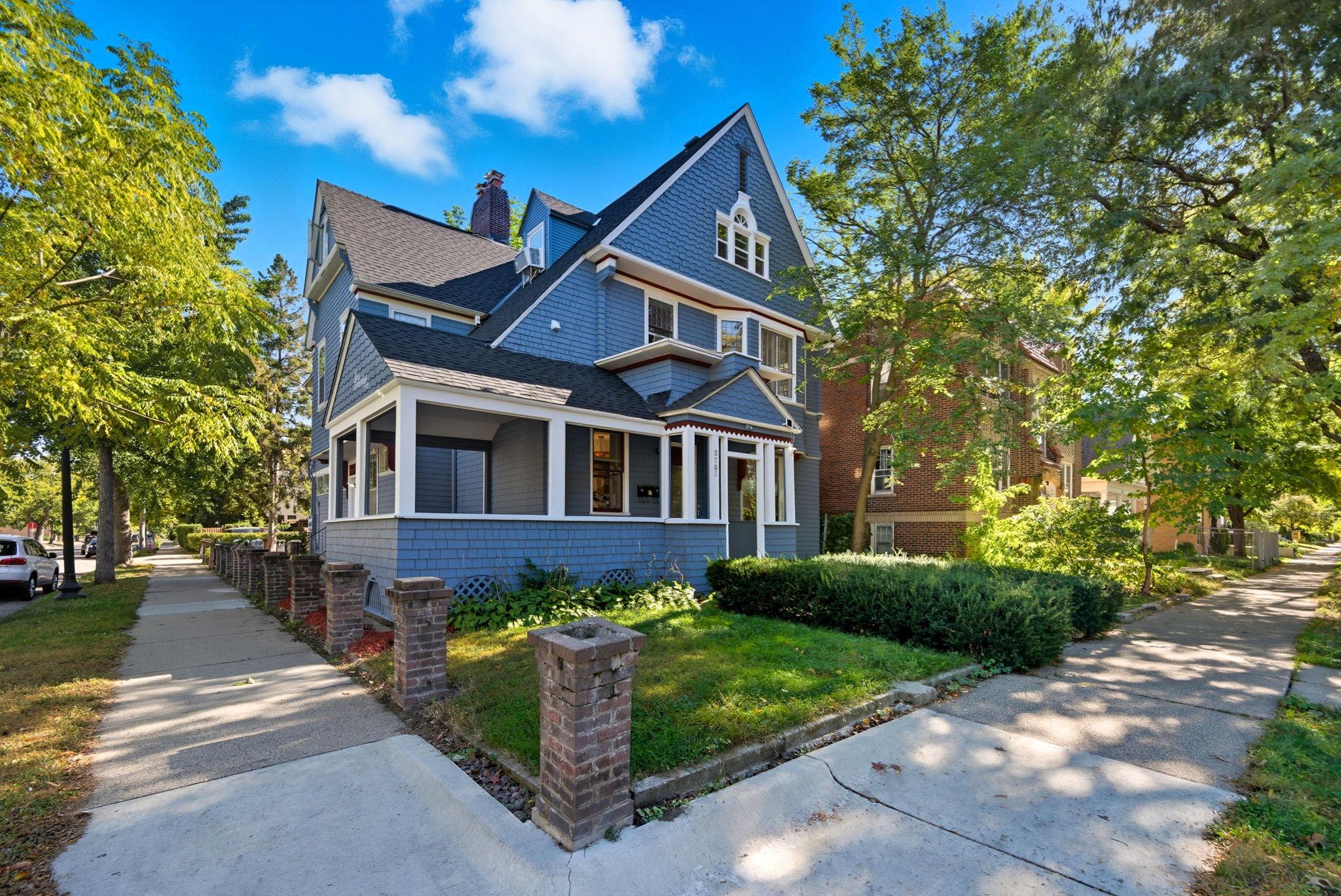 View of Residential Income at 2701 Dupont Avenue, Minneapolis MN 55408, Minneapolis - Mike Wilen | Minnesota Team Real Estate