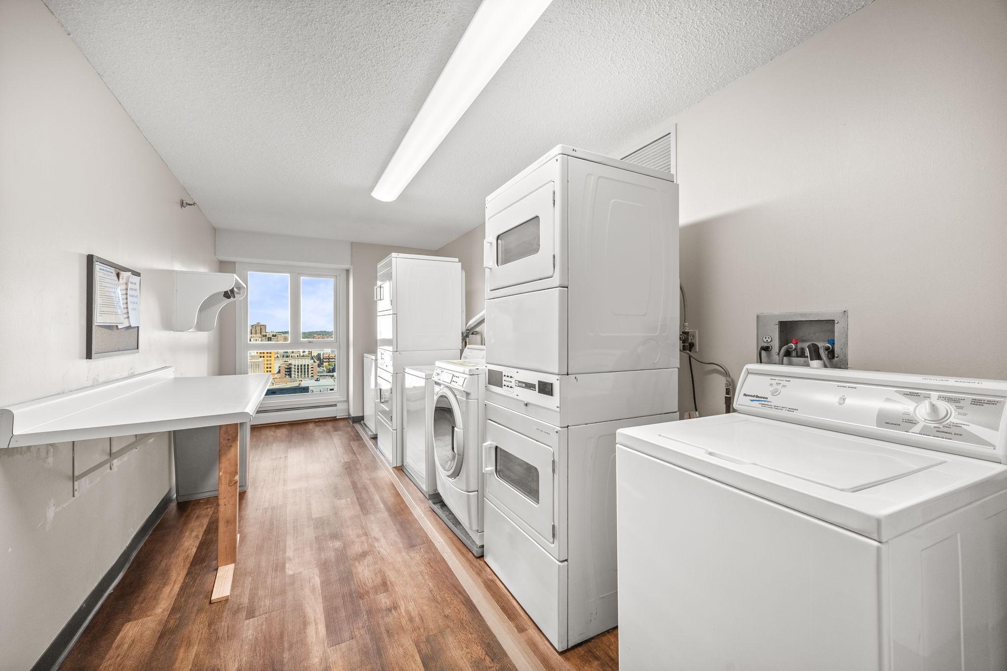 View of Residential at 433 7th Street #1821, Minneapolis MN 55415, Minneapolis (20 of 35) - Mike Wilen | Minnesota Team Real Estate