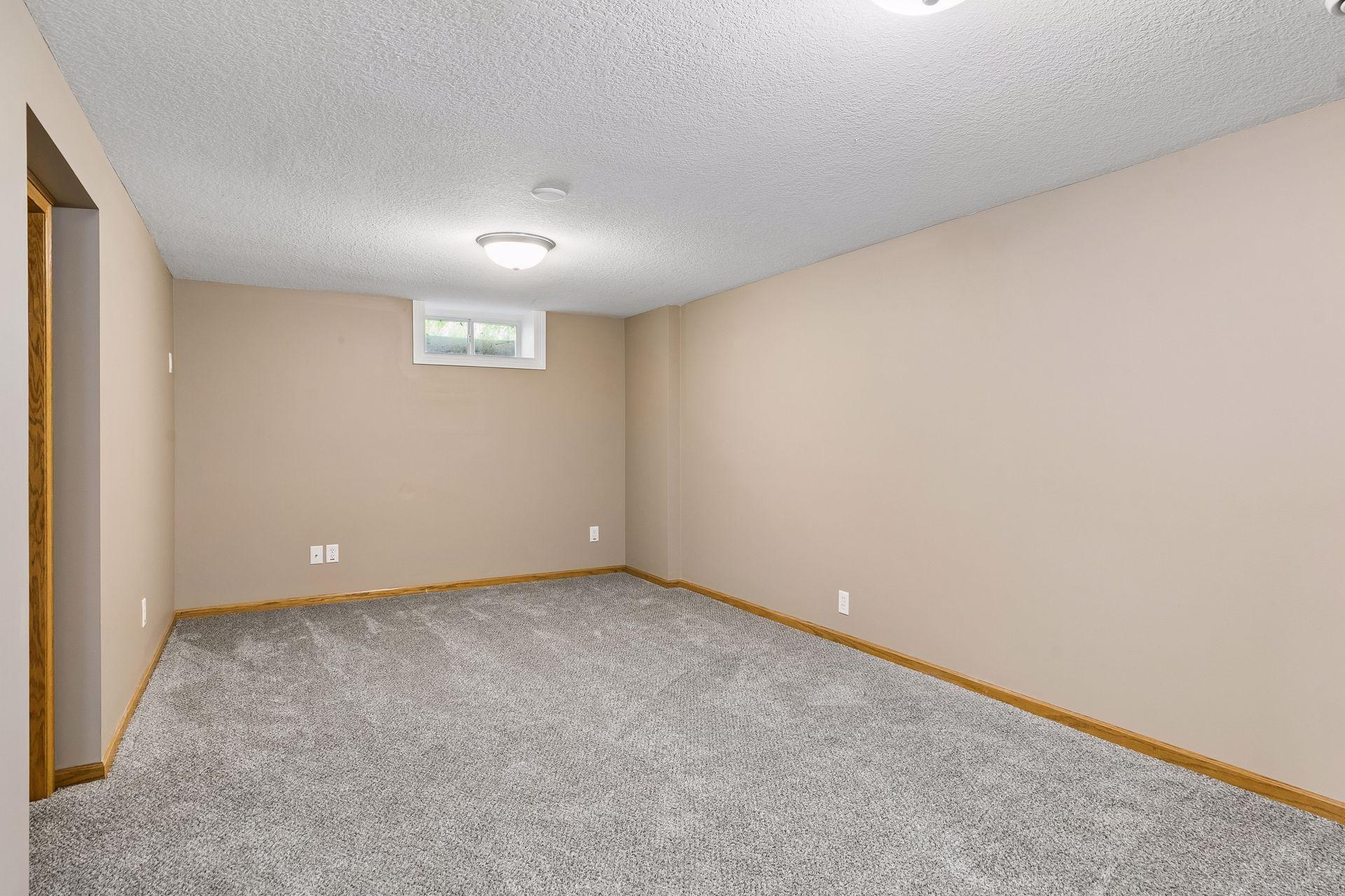 View of Residential at 3713 Van Dyke Street, White Bear Lake MN 55110, White Bear Lake (27 of 36) - Mike Wilen | Minnesota Team Real Estate