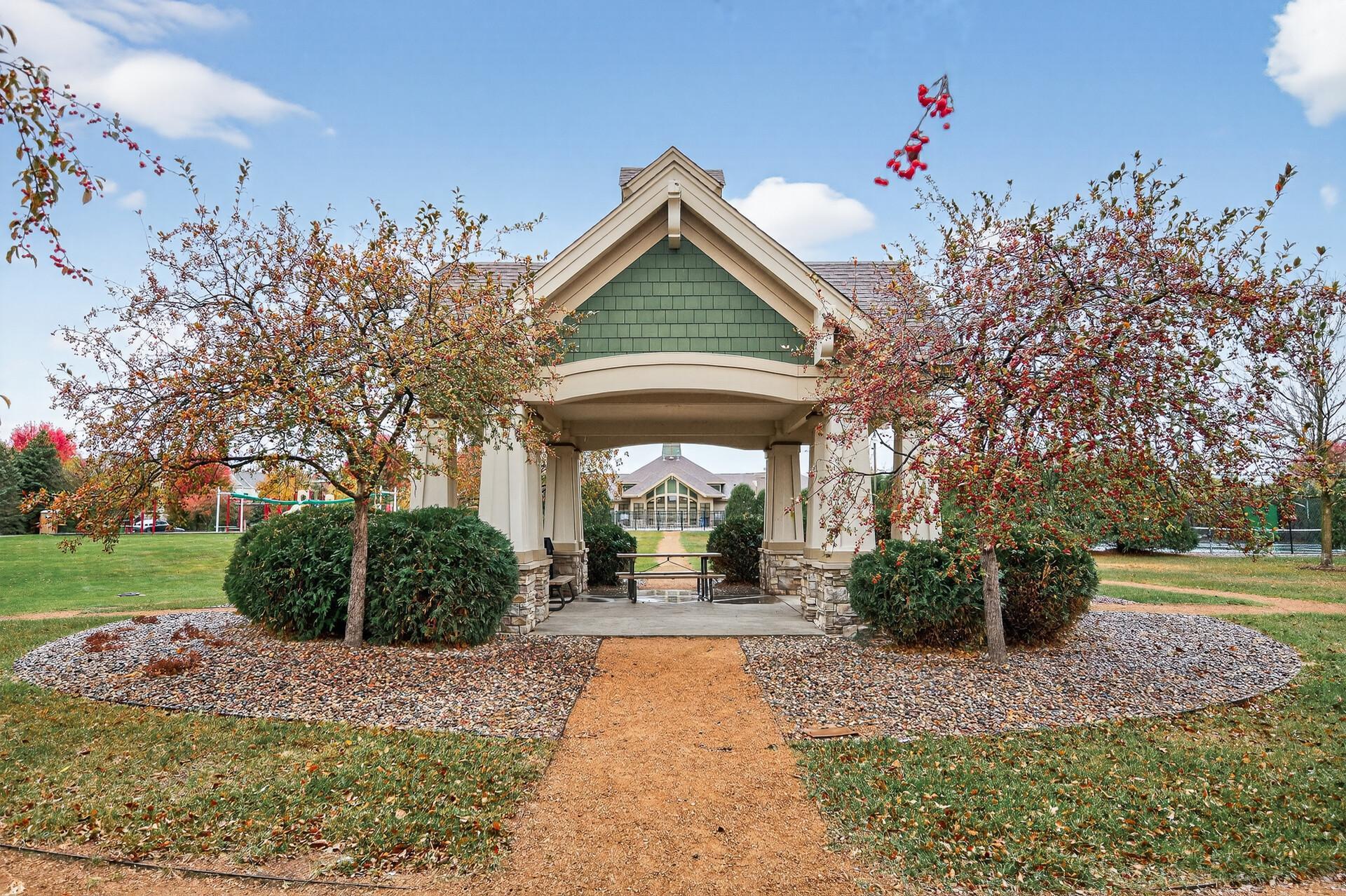 View of Residential at 11221 Aberdeen Street #I, Blaine MN 55449, Blaine (30 of 33) - Mike Wilen | Minnesota Team Real Estate
