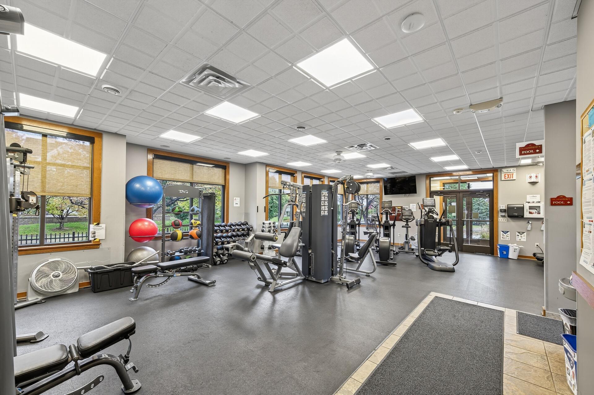 View of Residential at 11221 Aberdeen Street #I, Blaine MN 55449, Blaine (29 of 33) - Mike Wilen | Minnesota Team Real Estate