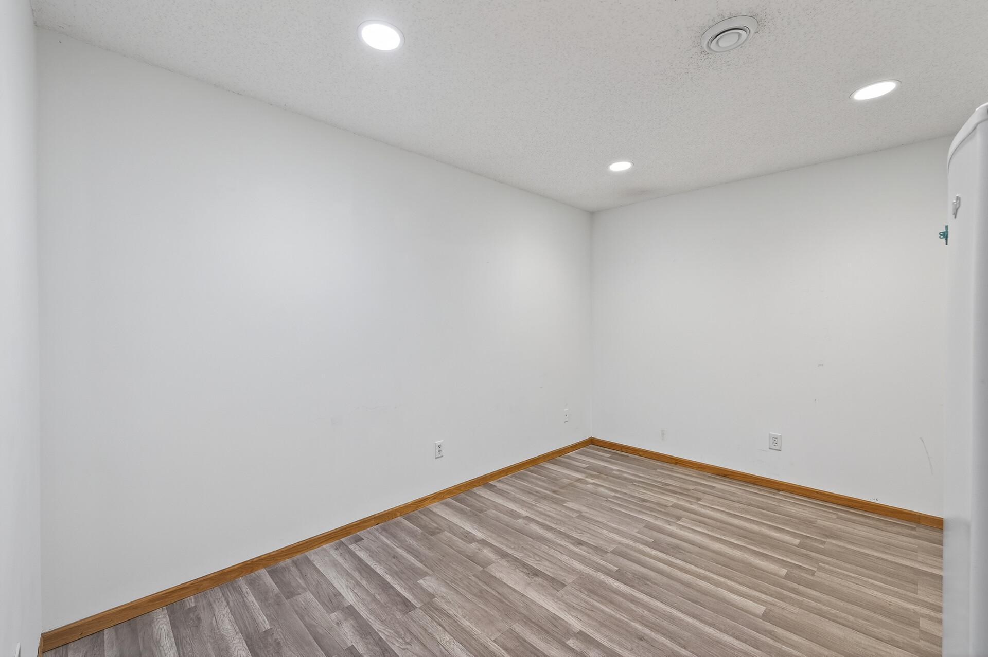 View of Residential at 11221 Aberdeen Street #I, Blaine MN 55449, Blaine (21 of 33) - Mike Wilen | Minnesota Team Real Estate