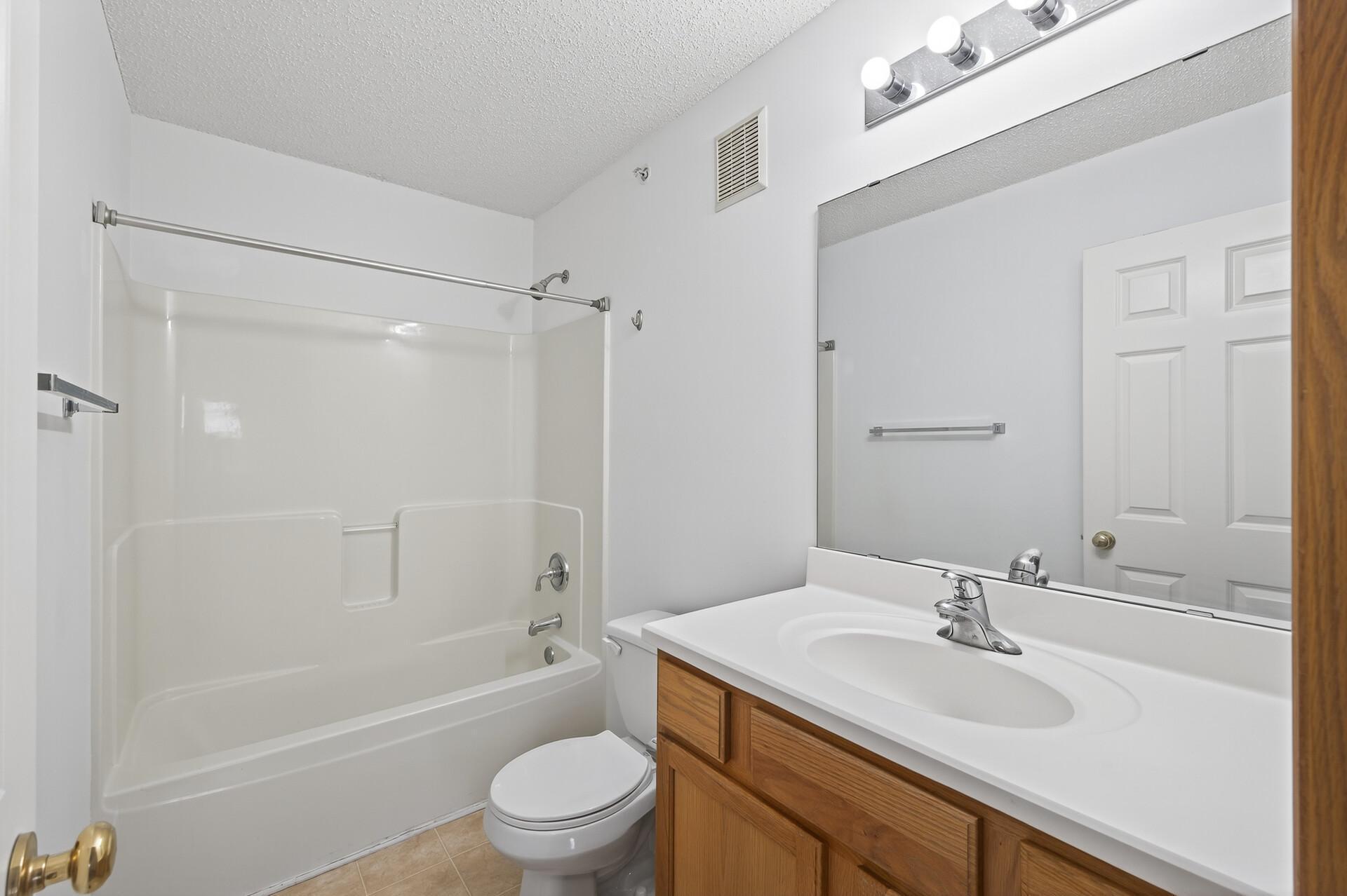 View of Residential at 11221 Aberdeen Street #I, Blaine MN 55449, Blaine (19 of 33) - Mike Wilen | Minnesota Team Real Estate