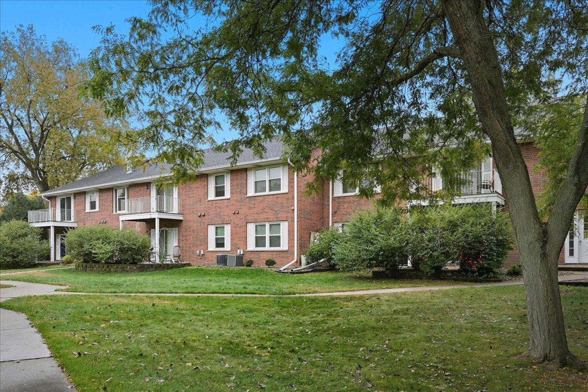 View of Residential at 6337 Alderwood Circle #A, Woodbury MN 55125, Woodbury - Mike Wilen | Minnesota Team Real Estate