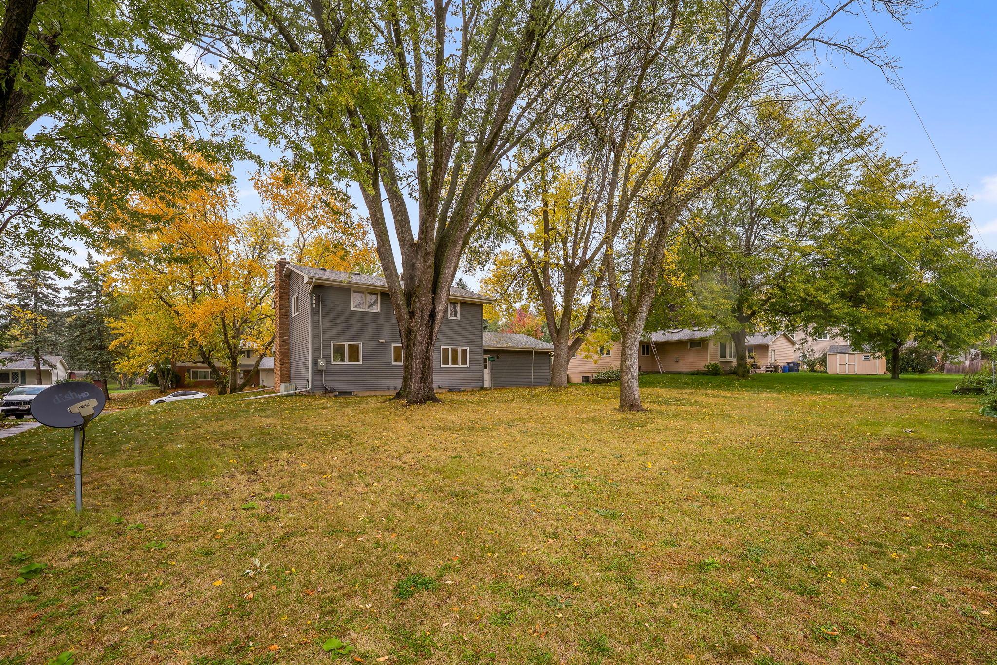 View of Residential at 11036 27th Avenue, Burnsville MN 55337, Burnsville (49 of 62) - Mike Wilen | Minnesota Team Real Estate