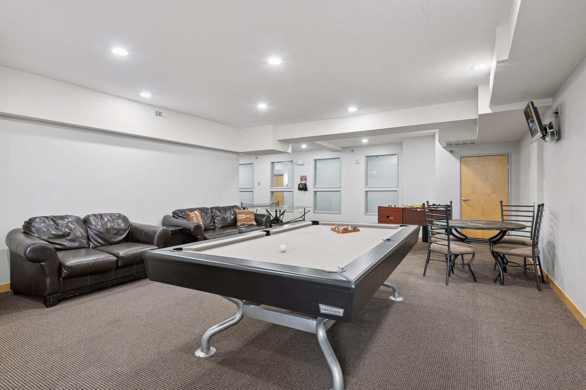 View of Residential at 2600 University Avenue #105, Minneapolis MN 55414, Minneapolis (28 of 30) - Mike Wilen | Minnesota Team Real Estate