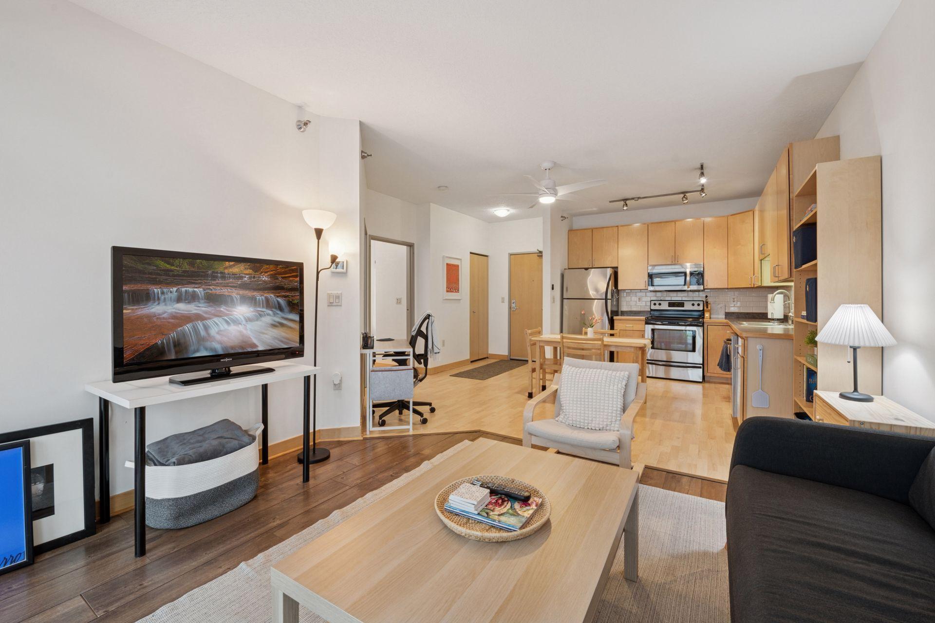 View of Residential at 2600 University Avenue #105, Minneapolis MN 55414, Minneapolis (15 of 30) - Mike Wilen | Minnesota Team Real Estate
