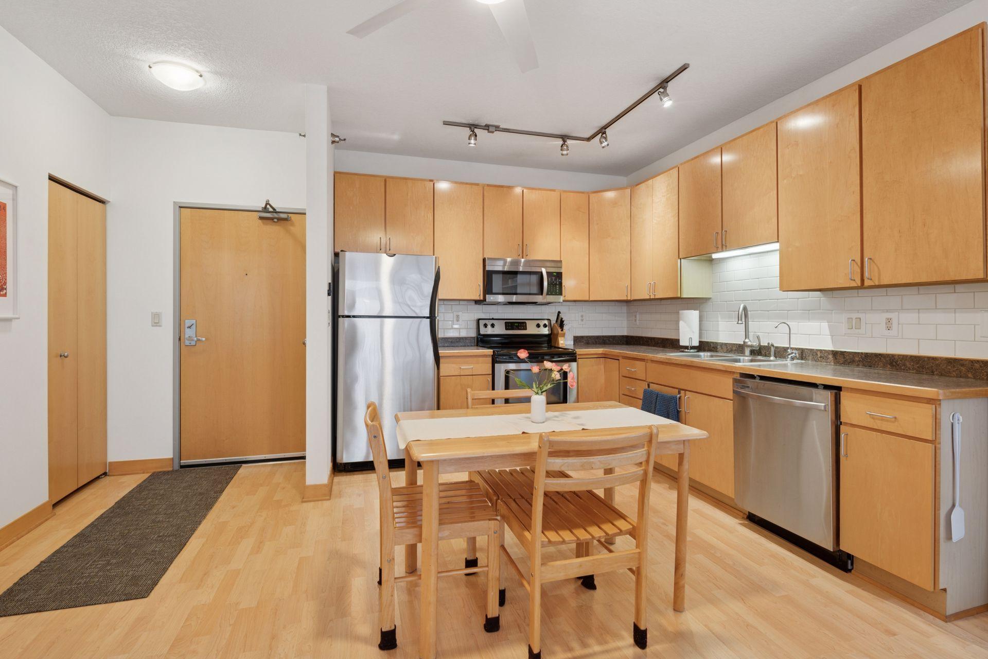 View of Residential at 2600 University Avenue #105, Minneapolis MN 55414, Minneapolis (11 of 30) - Mike Wilen | Minnesota Team Real Estate