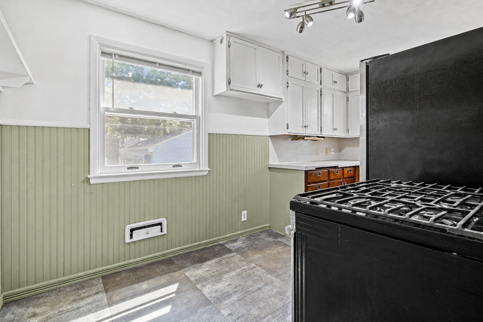 View of Residential at 6717 Queen Avenue, Richfield MN 55423, Richfield (12 of 41) - Mike Wilen | Minnesota Team Real Estate