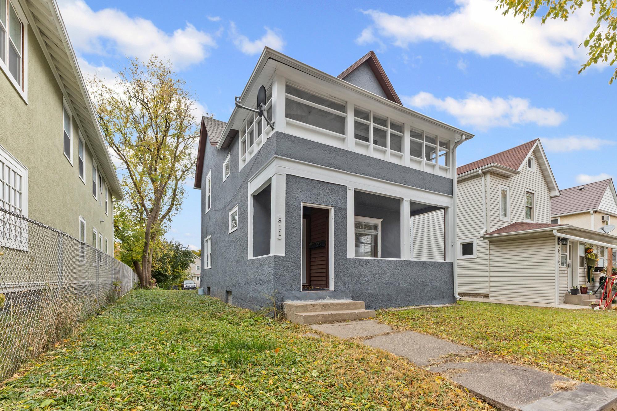 View of Residential Income at 811 Queen Avenue, Minneapolis MN 55411, Minneapolis - Mike Wilen | Minnesota Team Real Estate
