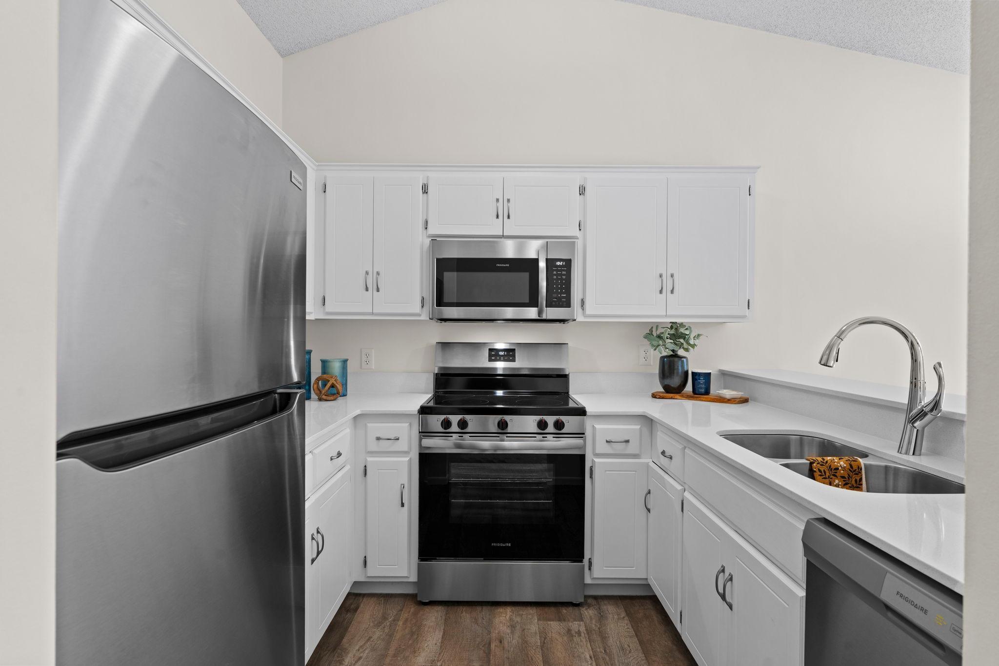 View of Residential at 14855 Endicott Way #304, Apple Valley MN 55124, Apple Valley (2 of 45) - Mike Wilen | Minnesota Team Real Estate