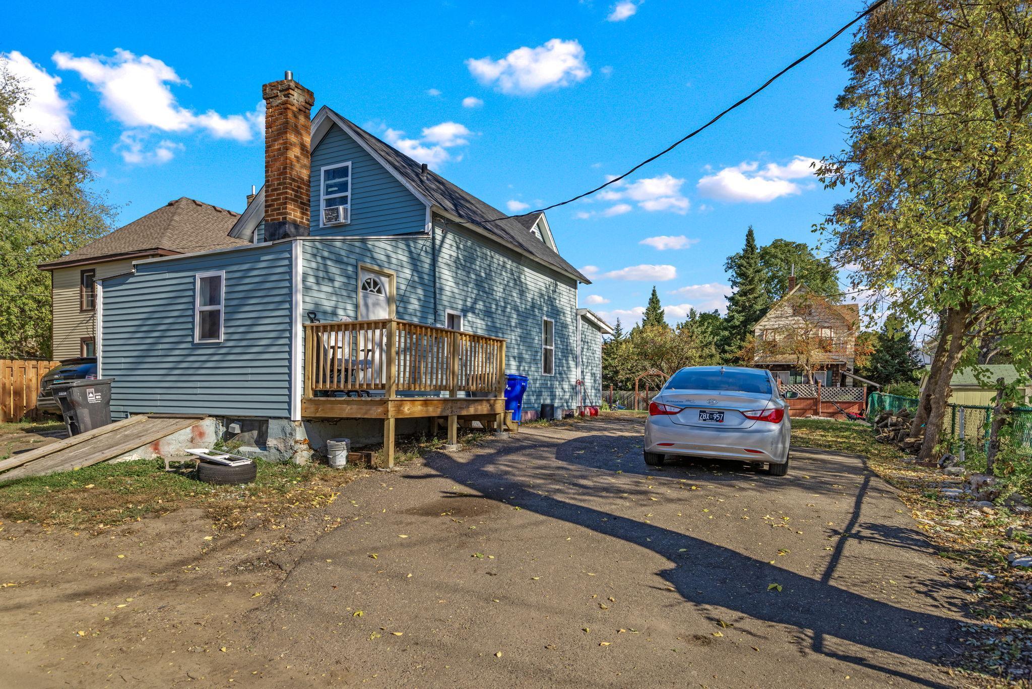 View of Residential Income at 821 Hardenbergh Place, Saint Paul MN 55117, Saint Paul (10 of 18) - Mike Wilen | Minnesota Team Real Estate