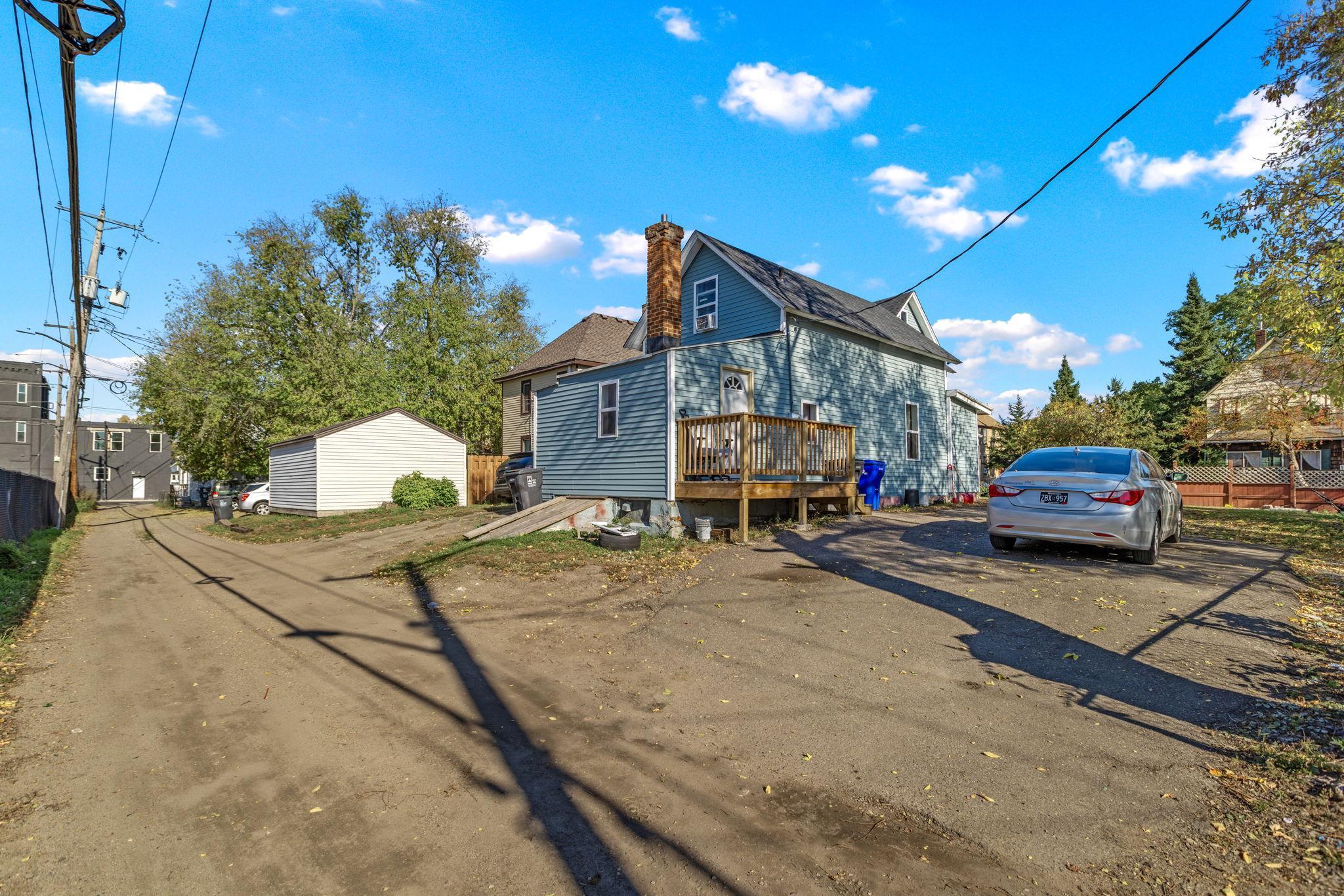 View of Residential Income at 821 Hardenbergh Place, Saint Paul MN 55117, Saint Paul (9 of 18) - Mike Wilen | Minnesota Team Real Estate