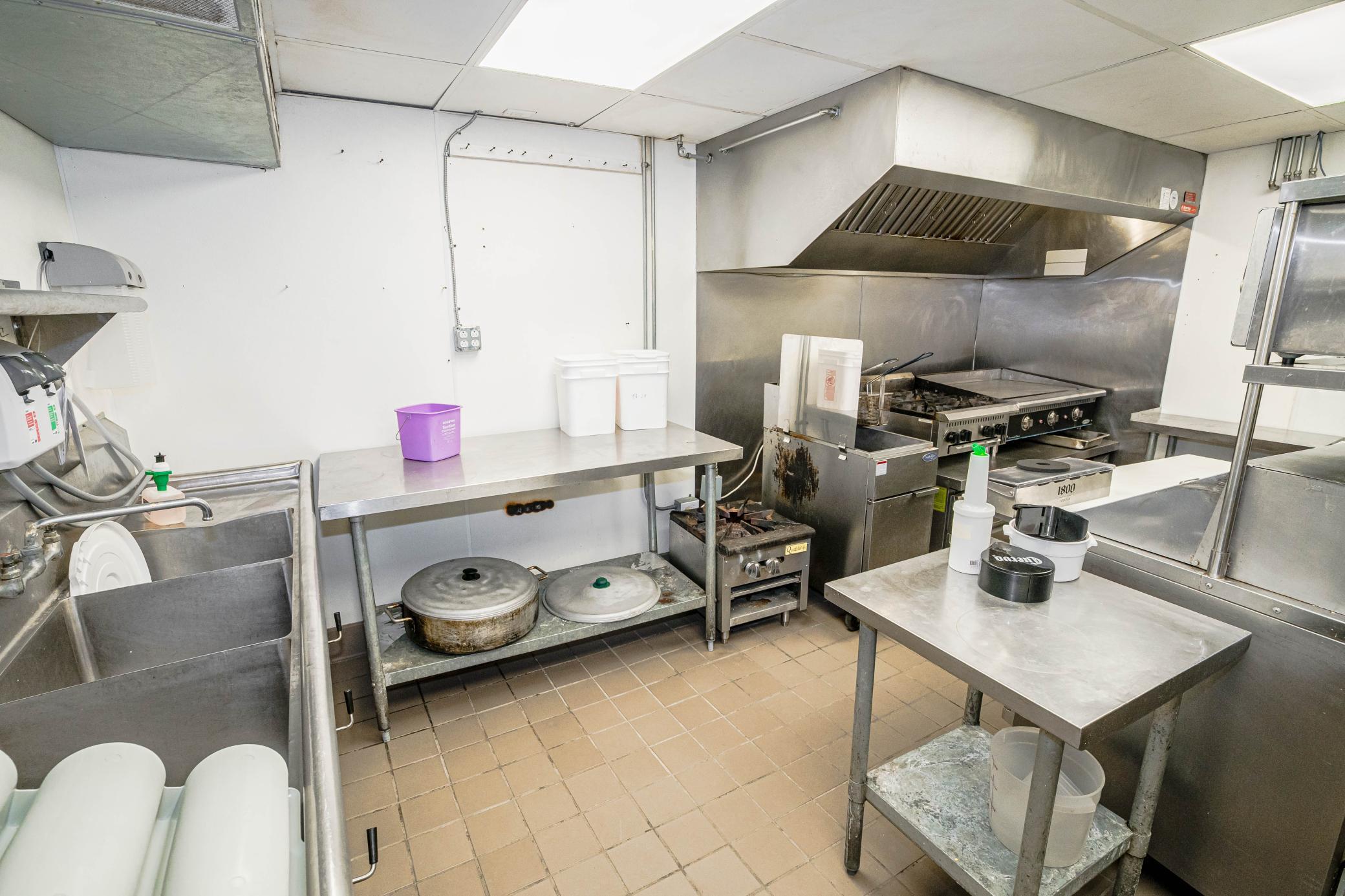 View of Commercial Sale at 883 Payne Avenue, Saint Paul MN 55130, Saint Paul (30 of 34) - Mike Wilen | Minnesota Team Real Estate
