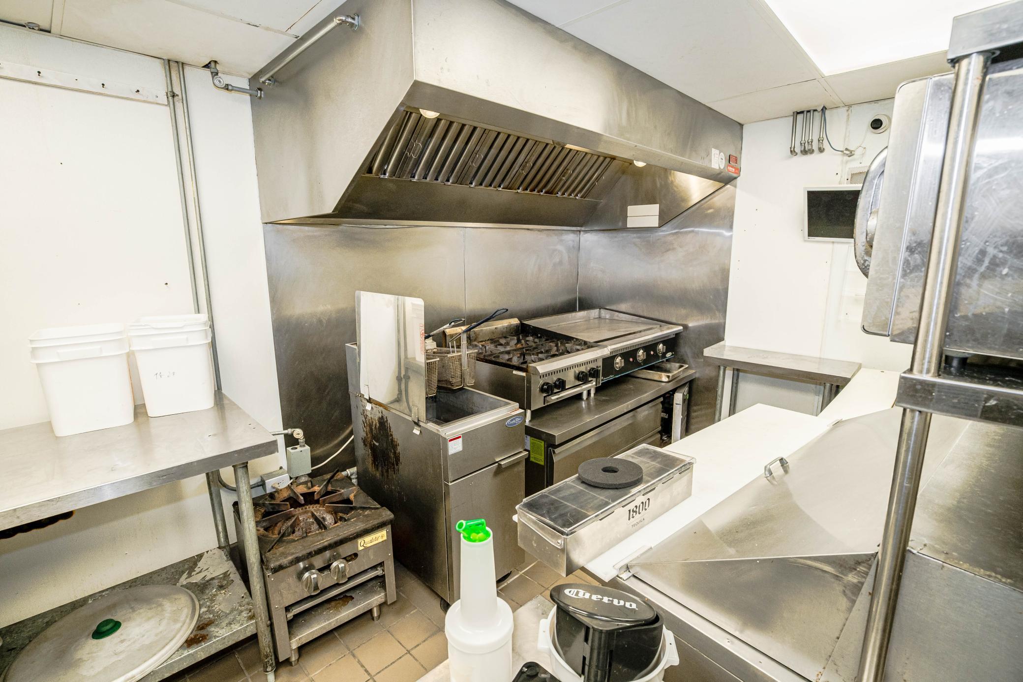 View of Commercial Sale at 883 Payne Avenue, Saint Paul MN 55130, Saint Paul (29 of 34) - Mike Wilen | Minnesota Team Real Estate